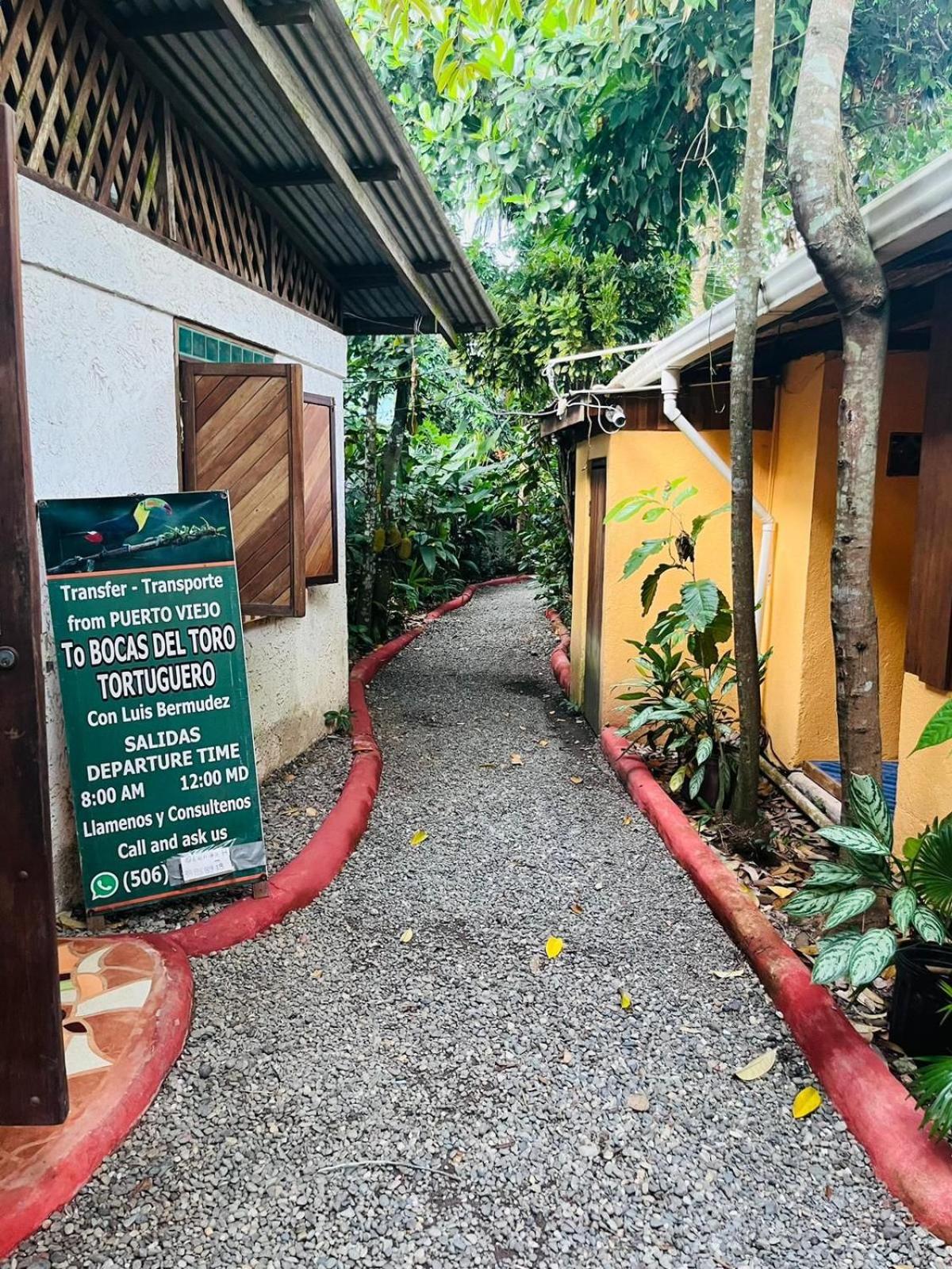 La Casa De Rolando Villa Puerto Viejo de Talamanca Dış mekan fotoğraf